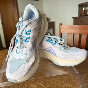 Nike women’s Juniper Trail 2- next nature trail shoes, size 7 1/2